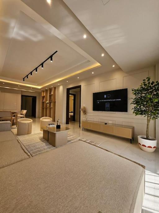 Luxury 2 Bedroom By A1 - 101 Apartment Cairo