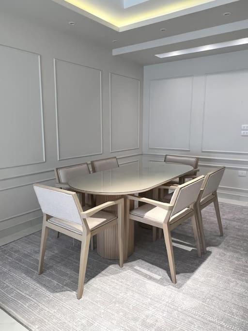 Luxury 2 Bedroom By A1 - 101 Apartment *