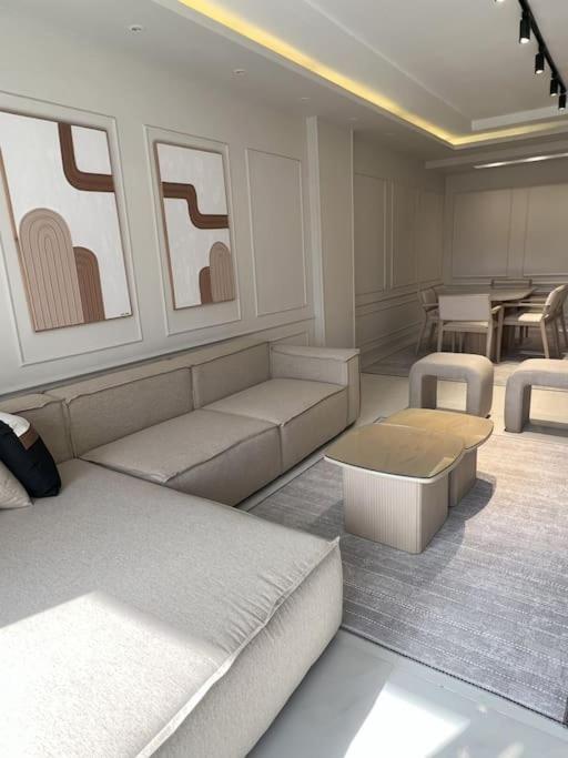 Luxury 2 Bedroom By A1 - 101 Cairo