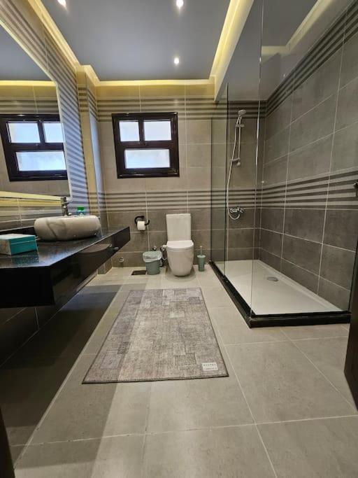 Apartment Luxury 2 Bedroom By A1 - 101 *
