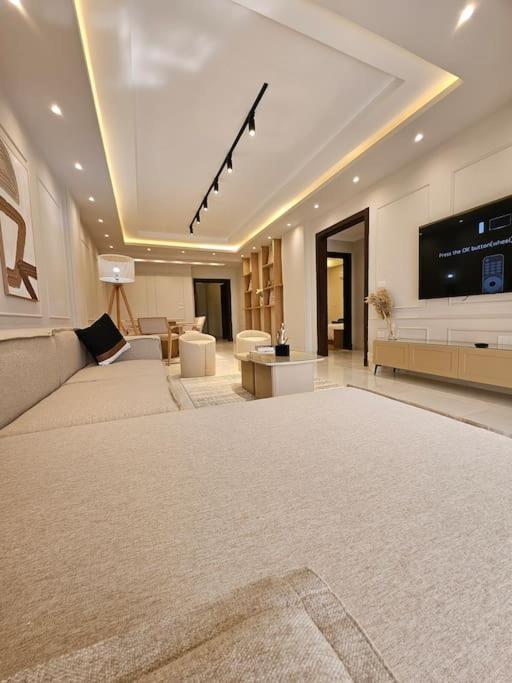 Luxury 2 Bedroom By A1 - 101 Apartment Cairo