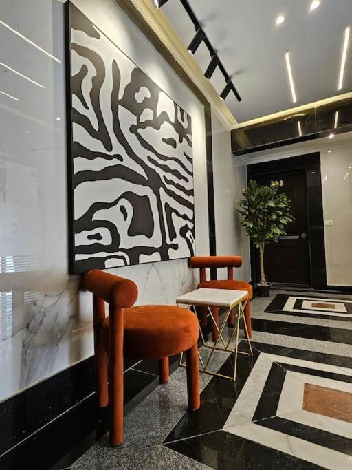 Luxury 2 Bedroom By A1 - 101 *