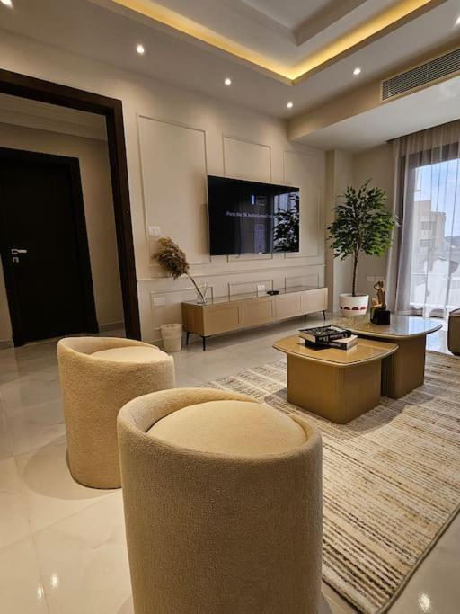 Luxury 2 Bedroom By A1 - 101 * Cairo