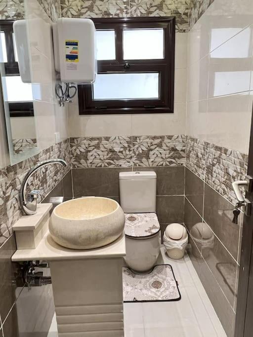 Luxury 2 Bedroom By A1 - 101 *